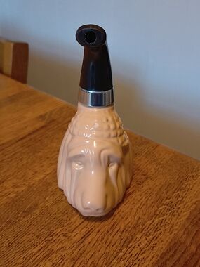 Vintage Avon Bloodhound Pipe with Wild Country After Shave